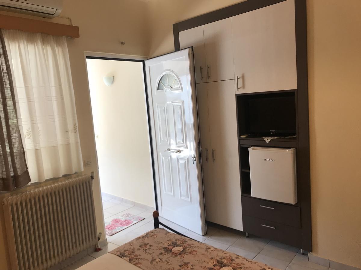 Corali Hotel Menidion Luaran gambar