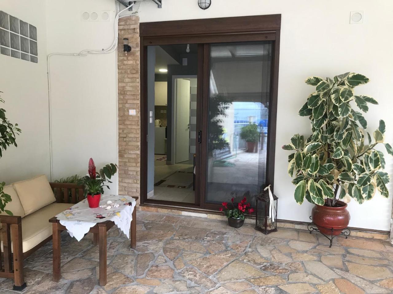 Corali Hotel Menidion Luaran gambar